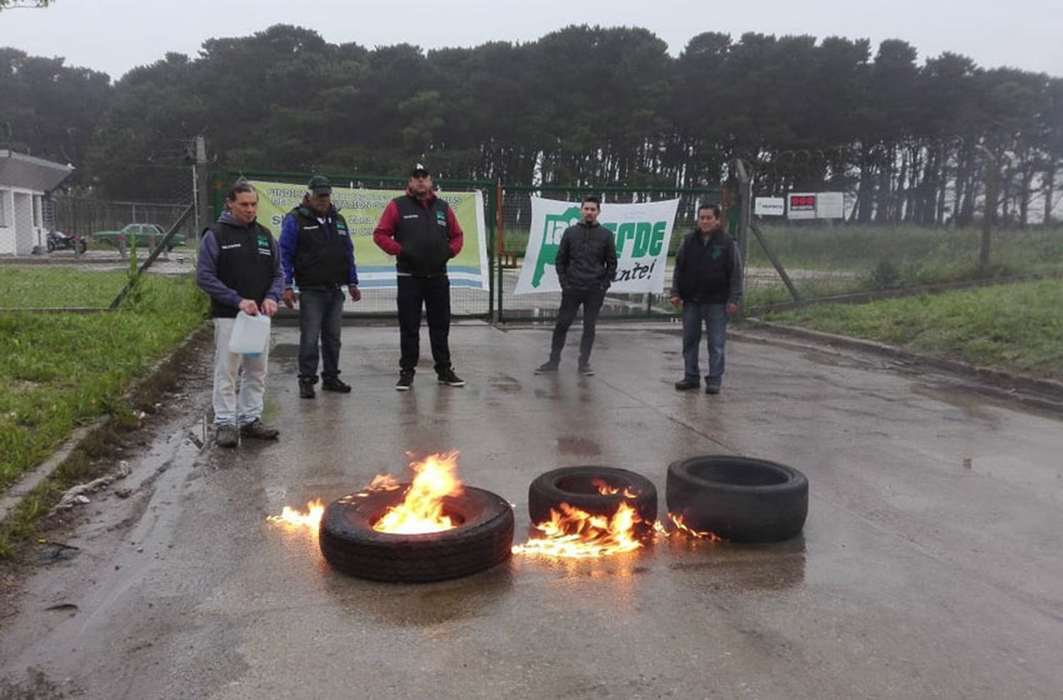 Parque Industrial: impiden el acceso a fábricas por conflicto laboral