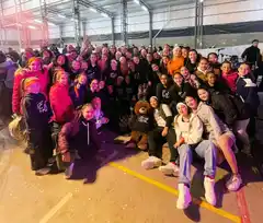 Agradecimiento de “Estudio Baila” por el apoyo de sponsors y familias