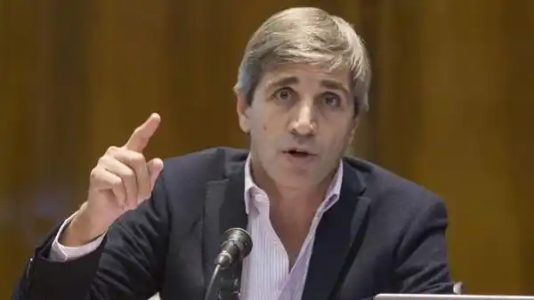 Imputaron al ministro de Finanzas nacional por “administración fraudulenta”