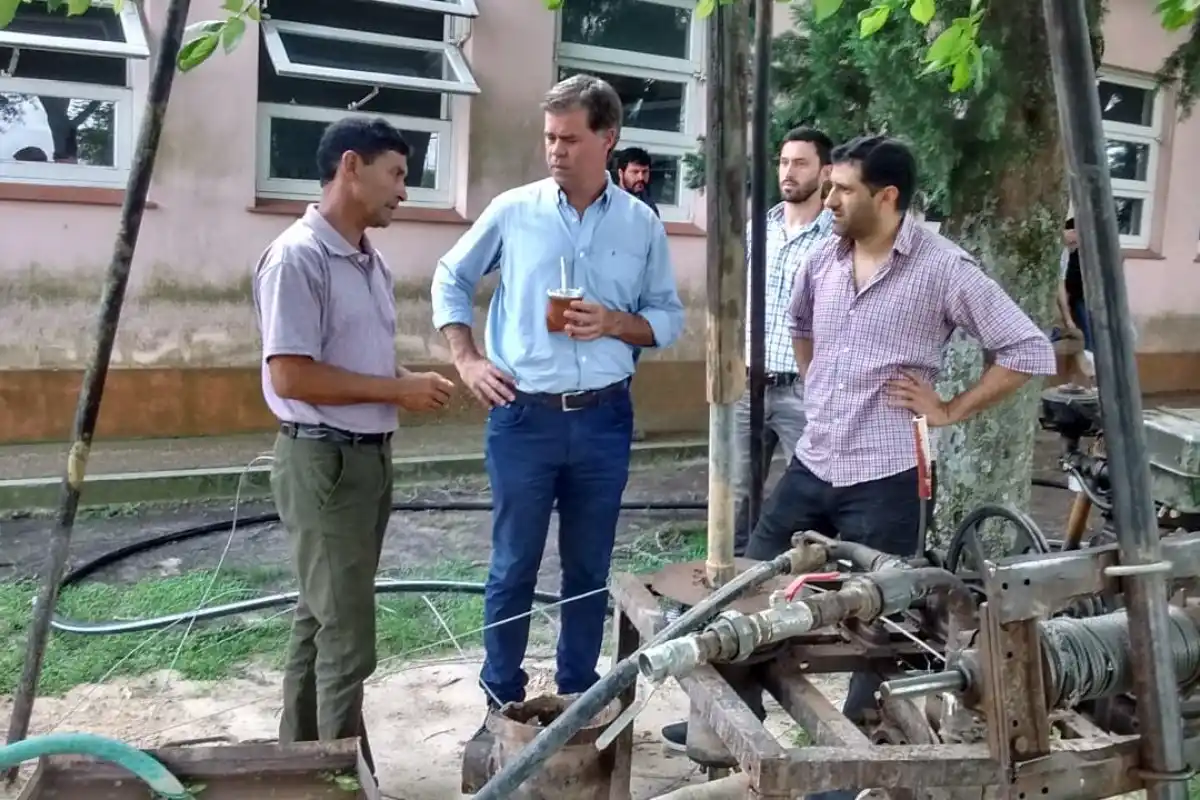 Construyen nuevo pozo de agua en la escuela Nº 26 Gualeyán