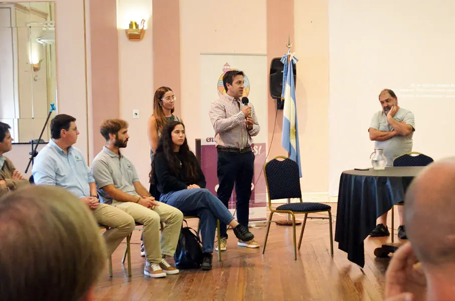 Encuentro para lograr un vínculo entre la educación y el trabajo