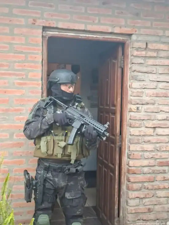 hermanos detenidos en calamuchita - 1