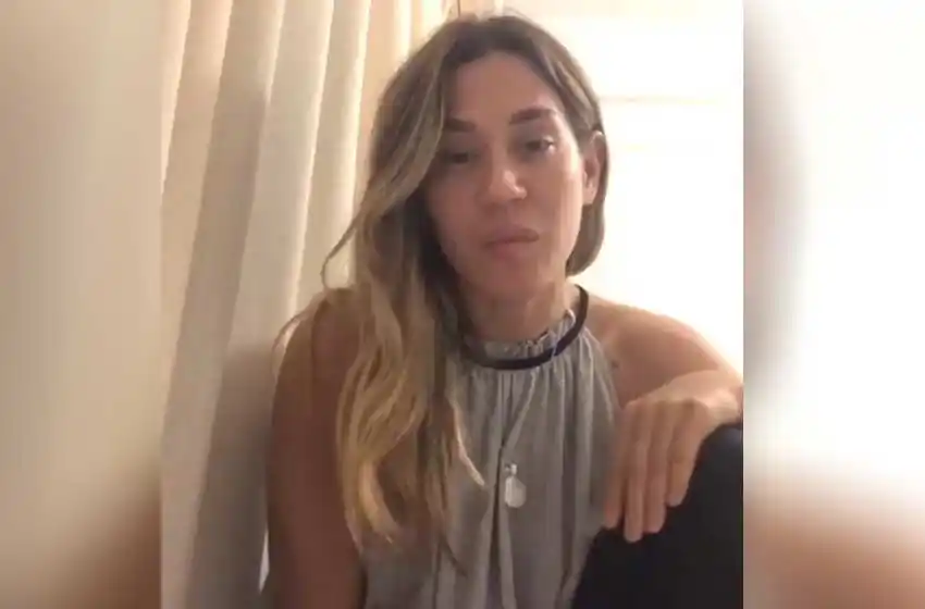 «Paren conmigo, paren con todas»: quebrada en llanto, Jimena Barón reapareció en las redes y dejó un fuerte mensaje