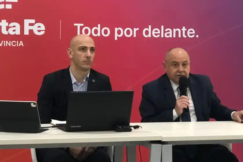 Esteban Santantino y Omar Pereyra, funcionarios provinciales.