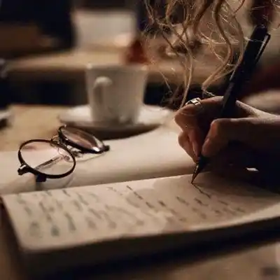 Convocan a escritores locales a participar del Certamen Literario 2025