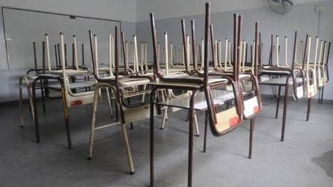 Paritarias 2014: Continúa el paro docente y se agrava el conflicto en la Provincia