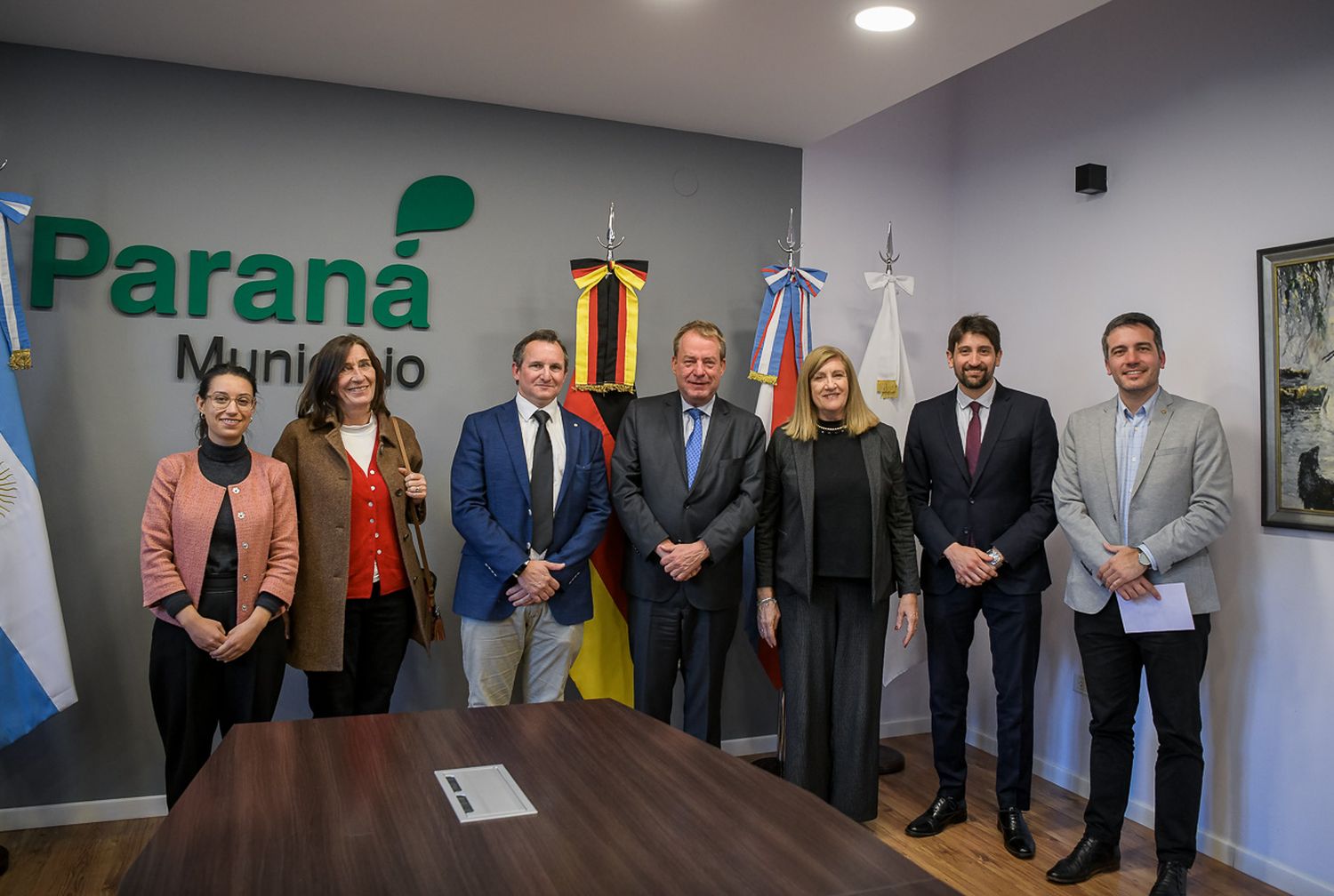 Paraná recibió al embajador alemán en un encuentro que apuesta al trabajo, la producción y la inclusión juvenil