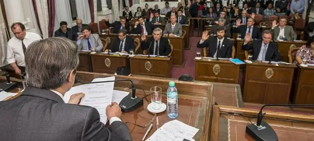 El Senado sancionaría la creación de 120 cargos para la policía 