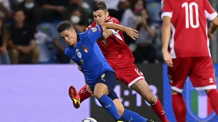 Italia aplastó a Lituania.