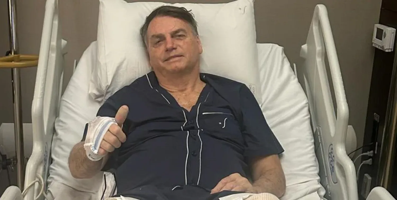 "Buen día a todos", el mensaje de Bolsonaro en las redes tras sus operaciones.