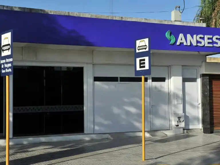 El cobro será en dos partes.