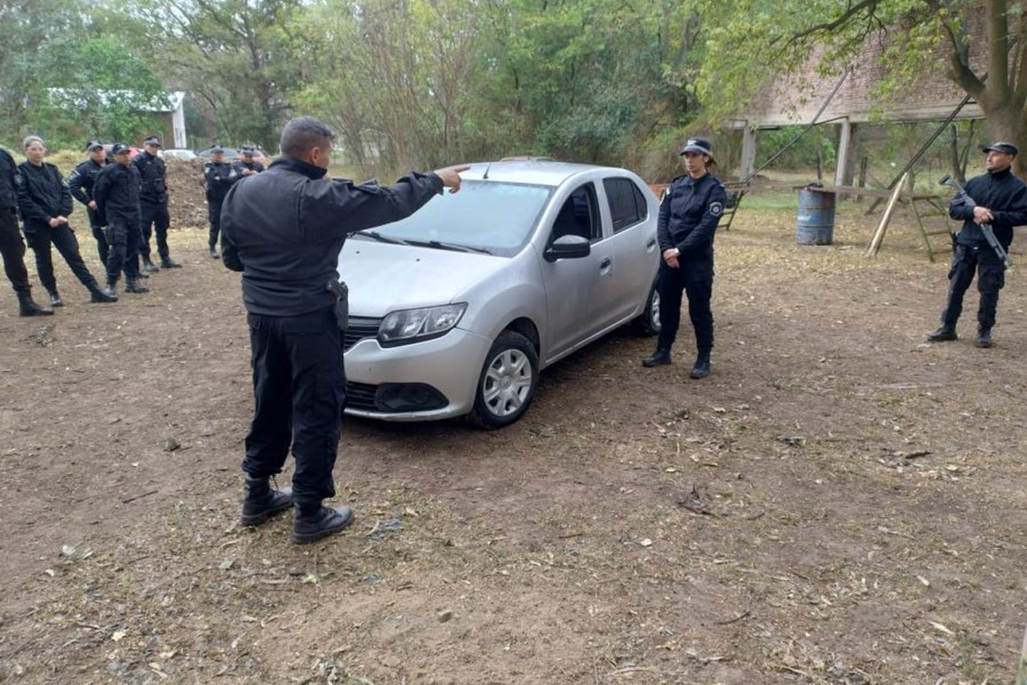 El gobierno capacita a las fuerzas de seguridad provinciales en técnicas de tiro