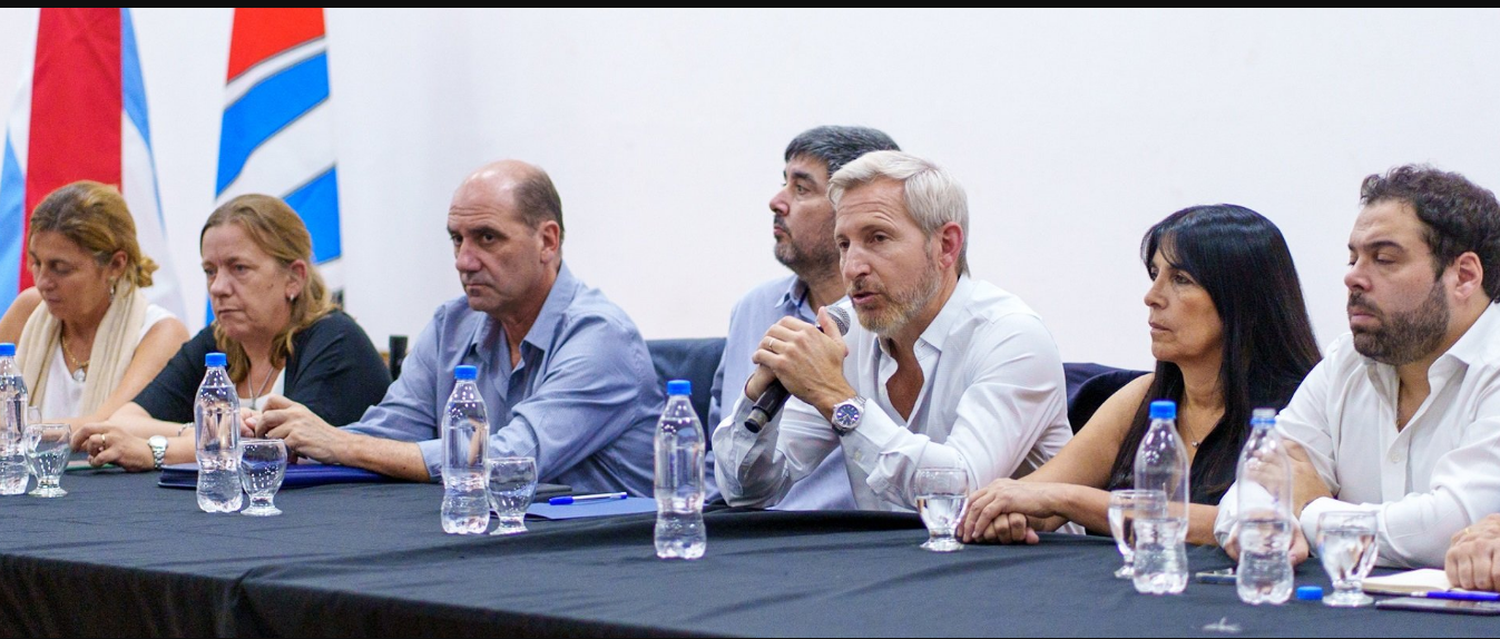 Frigerio: "Vamos a destinar el 50% del impuesto inmobiliario rural a reparar los caminos de la producción"