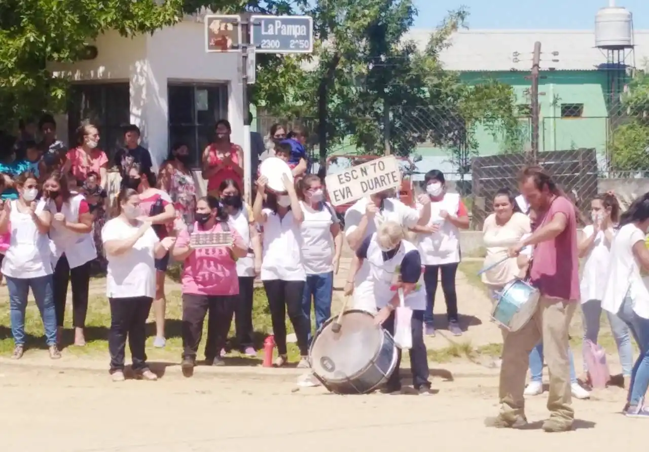 Reclamo por la puesta en valor de la Escuela Nº70 Eva Duarte