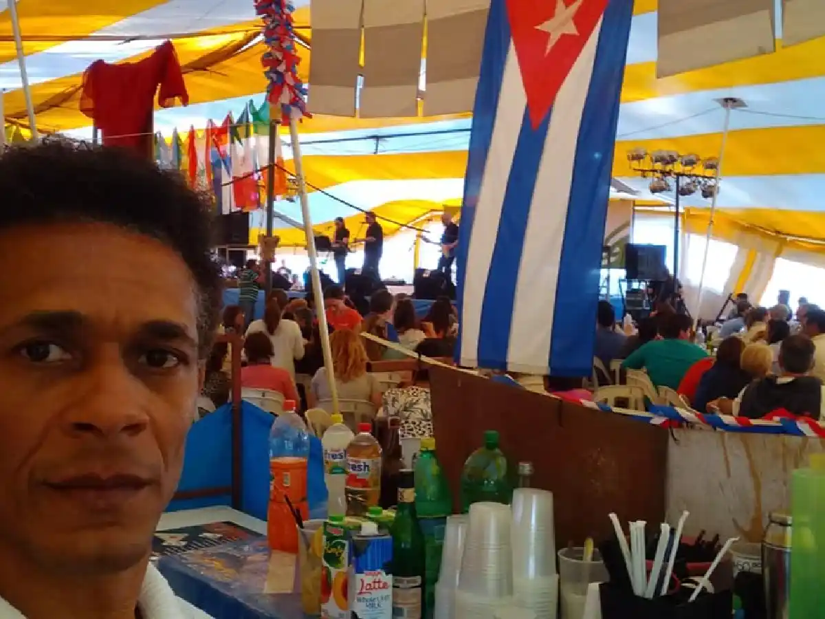 Una ONG busca a los cubanos residentes en el país para que los lazos no se pierdan