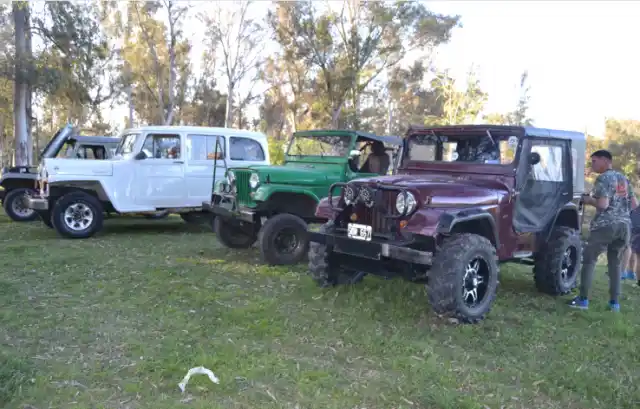 Intensa actividad en la Costanera: Encuentro de Jeeps y actividades por el Día del Estudiante