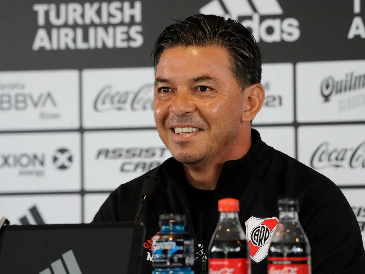 Gallardo le respondió a Riquelme y se refirió al futuro de Borré