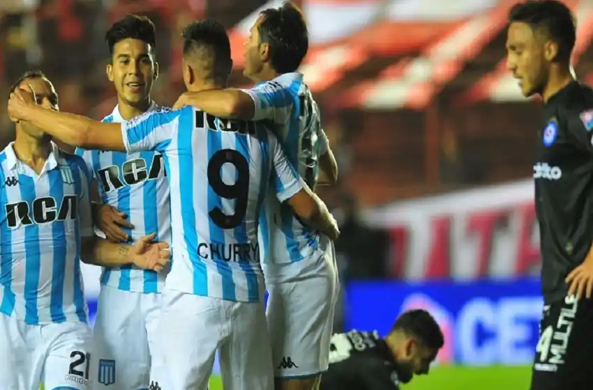 Racing derrotó a Argentinos y se afianza en lo más alto