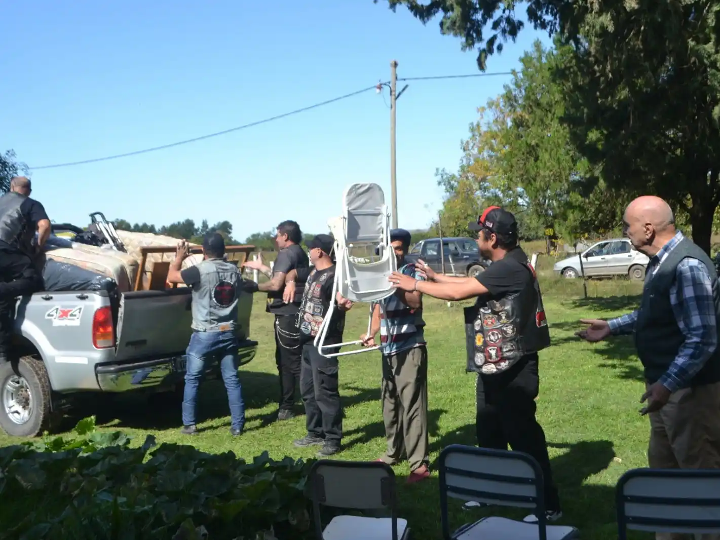 Gran jornada solidaria de moteros en escuelas rurales de Gualeguay