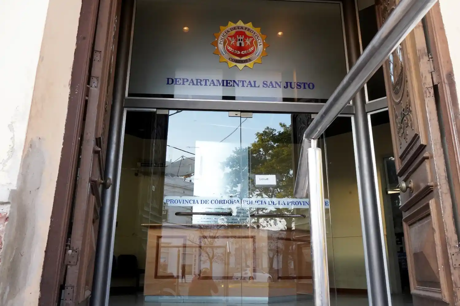 Detenido por robar latas de gaseosas en un boliche