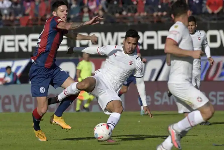 Barreto jugó de arranque en la igualdad del rojo y San Lorenzo