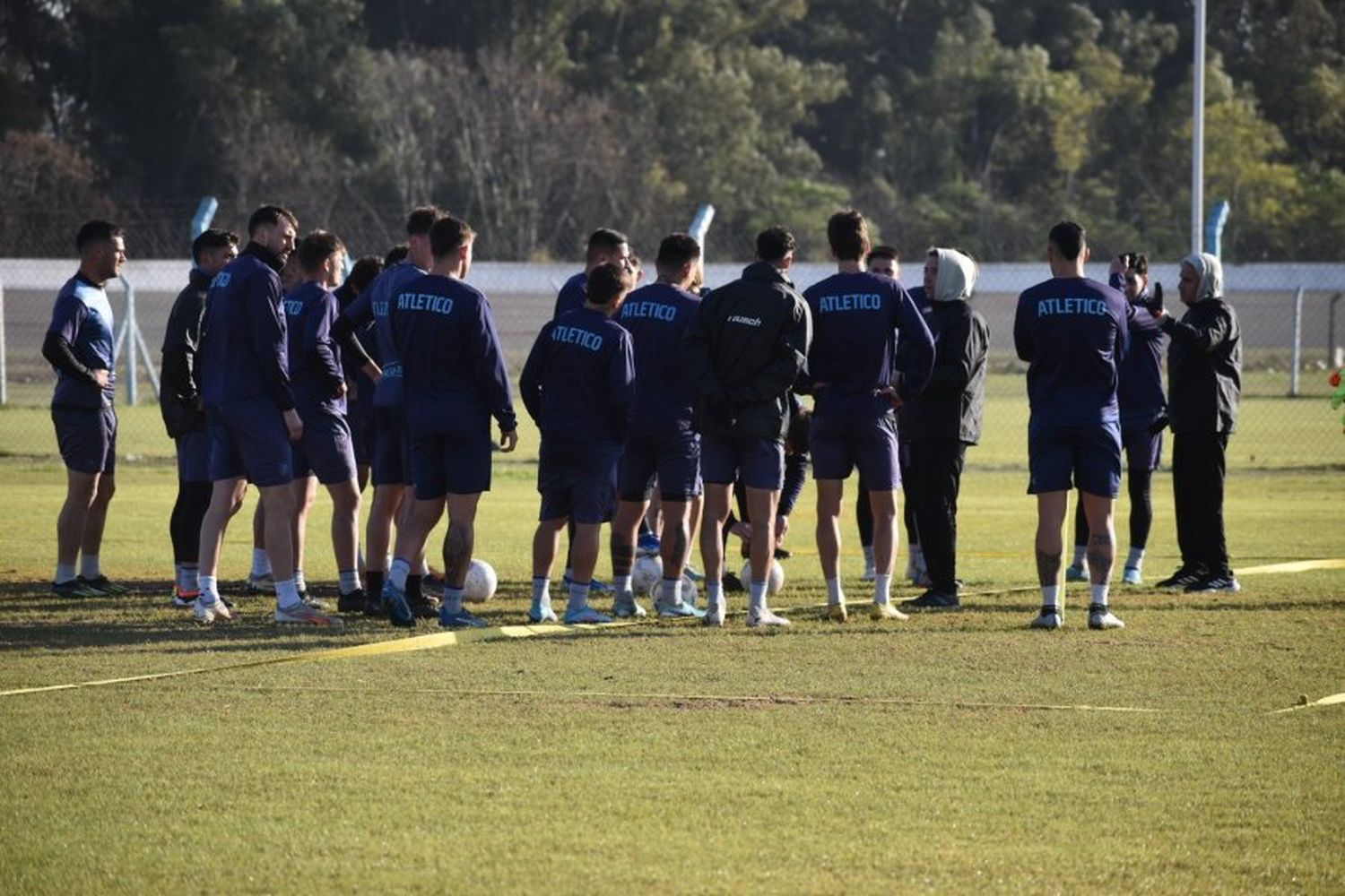 Atlético busca recuperarse ante Gimnasia y Tiro de Salta