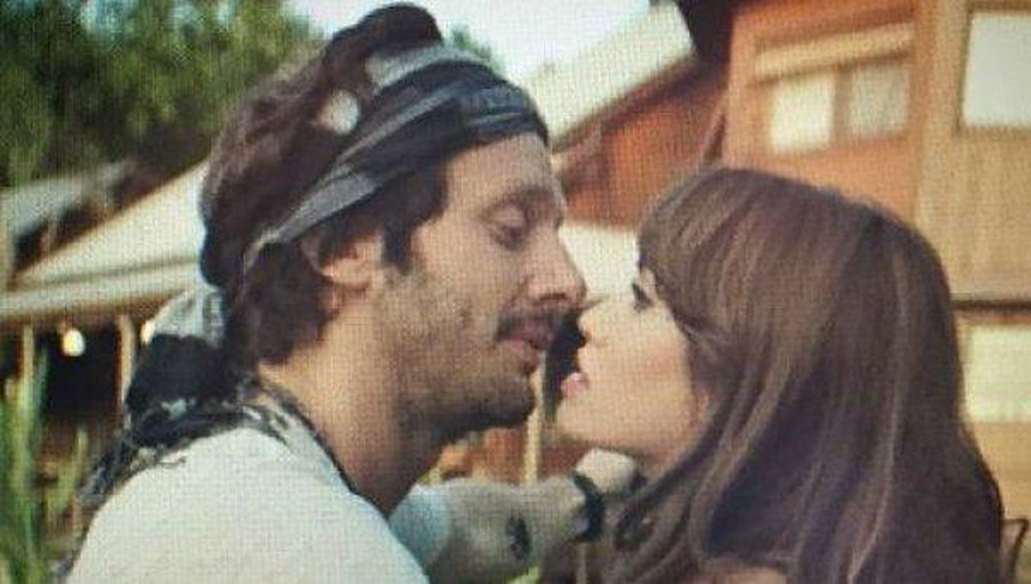 Difundieron imágenes del nuevo film de Vicuña y Lali Espósito