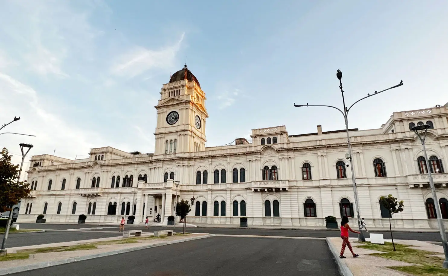 El gobierno provincial convocó a los gremios al diálogo institucional
