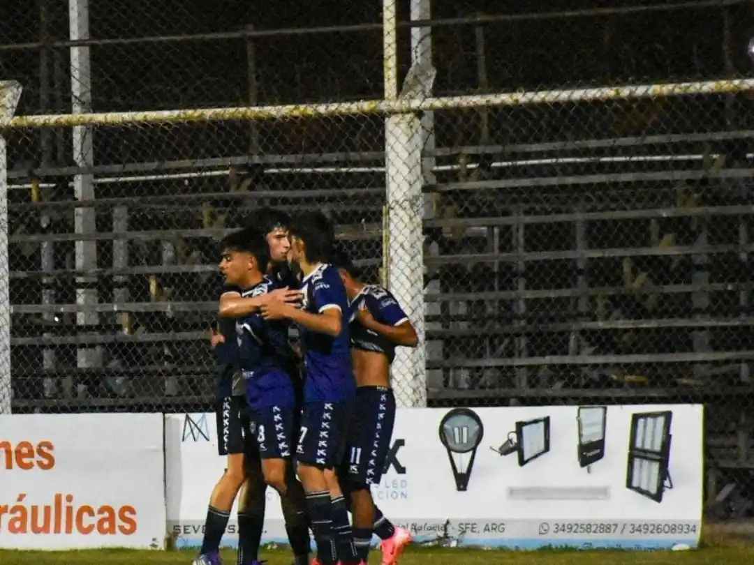 El Lobo venció 3 a 1 a la Crema y se afirma en la cima del Apertura. Foto: Prensa BH