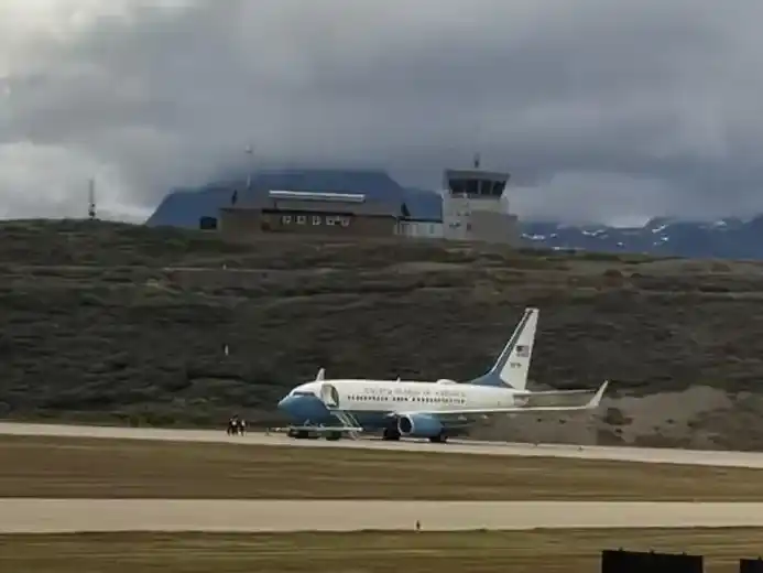 Un avión militar de Estados Unidos aterrizó en Ushuaia, días después de la intervención del puerto