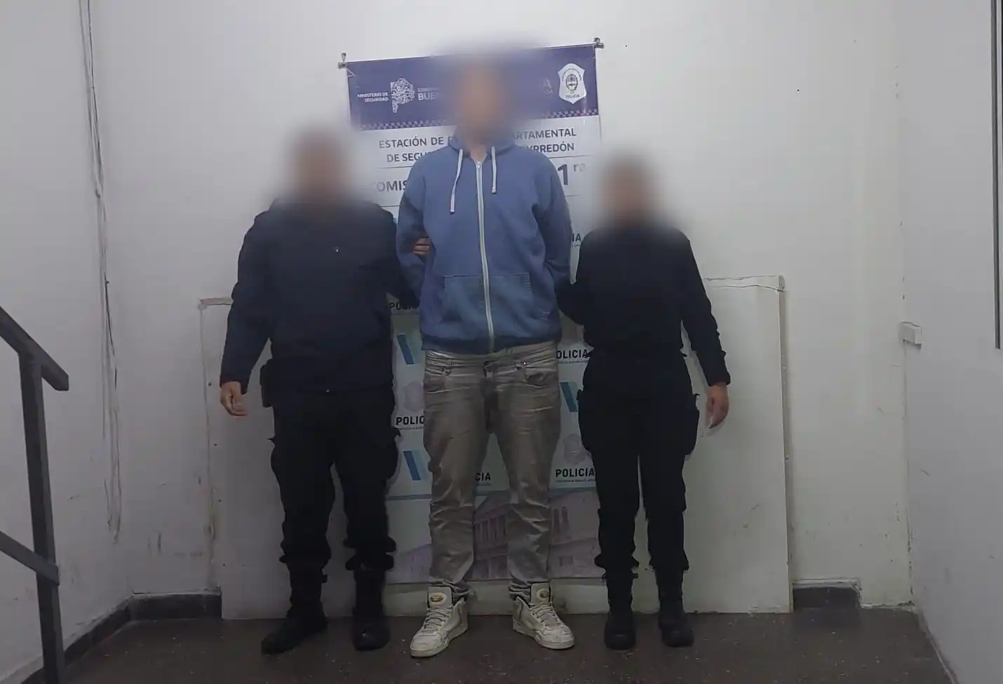 El hecho ocurrió esta madrugada en La Rioja y Moreno.