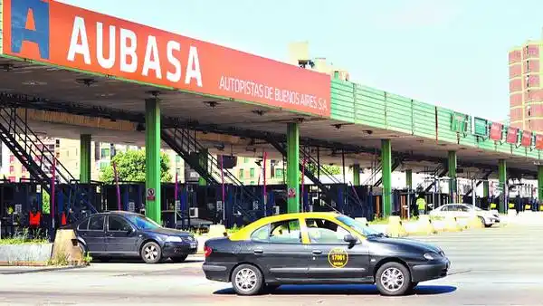 Avanza aumento del 25% en los peajes de la Autopista Buenos Aires - La Plata