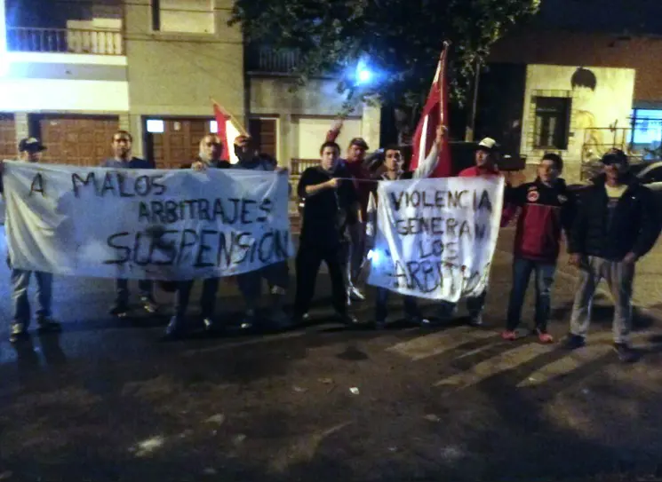 Mataderos reclamó ante la Liga Necochea por el «mal arbitraje»