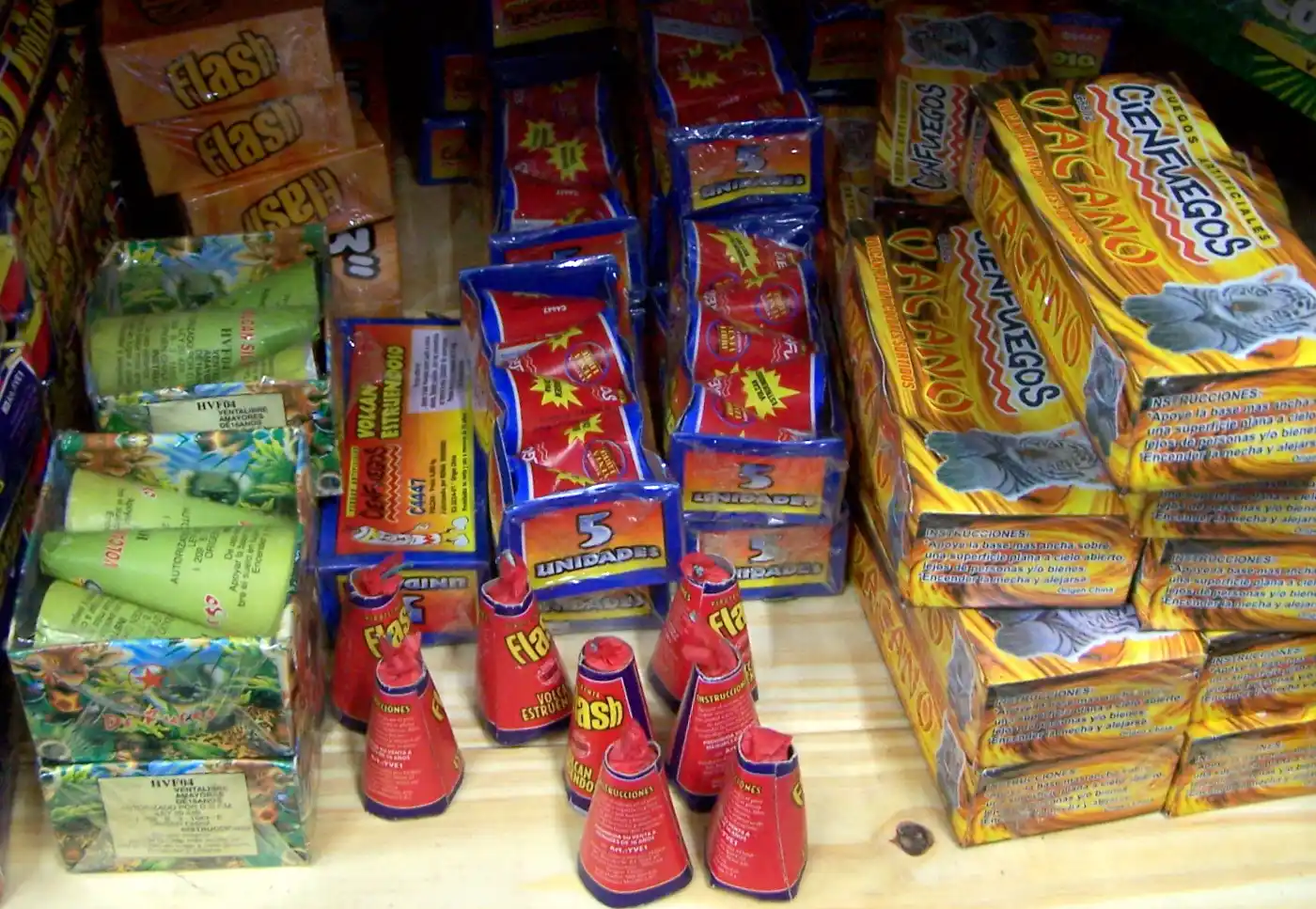 Es ley el proyecto que regula la pirotecnia en la provincia