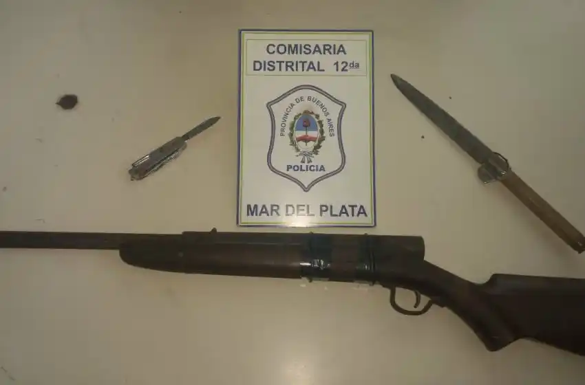 Cayó un joven que asaltó armado a un remisero