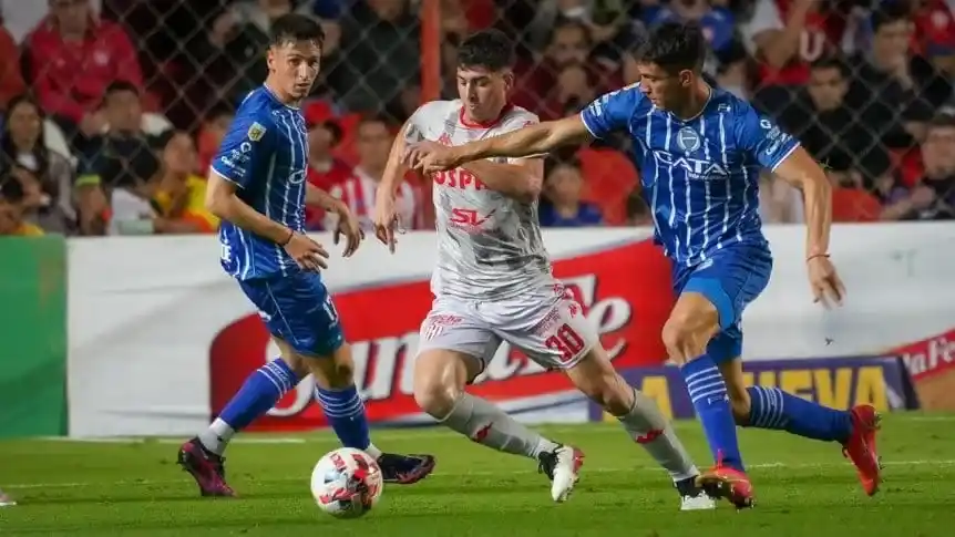 Unión le ganó a Godoy Cruz y se prendió en la pelea por la Liga Profesional