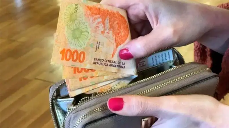Fracaso en el Consejo del Salario: el Gobierno volverá a fijar el salario mínimo