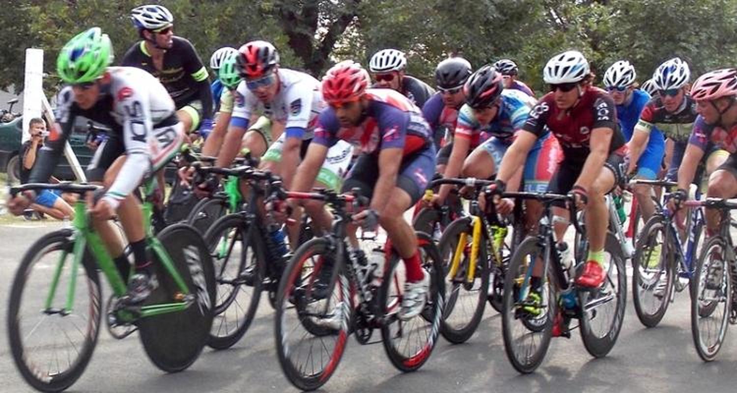 Agustín Basualdo ganó la prueba central en el Panorámico del Oeste