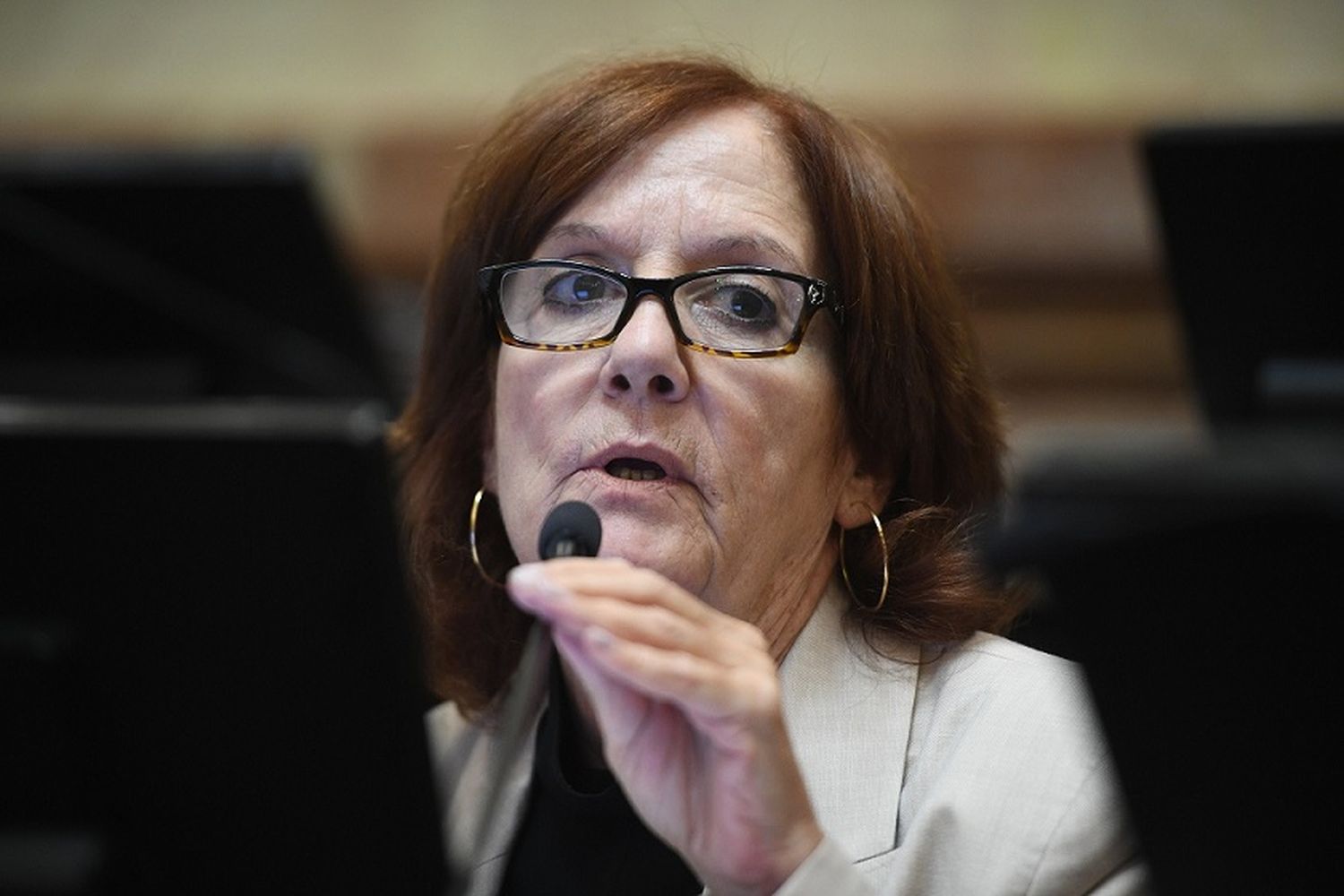 Avanzan proyectos que modifican el régimen legal de los decretos