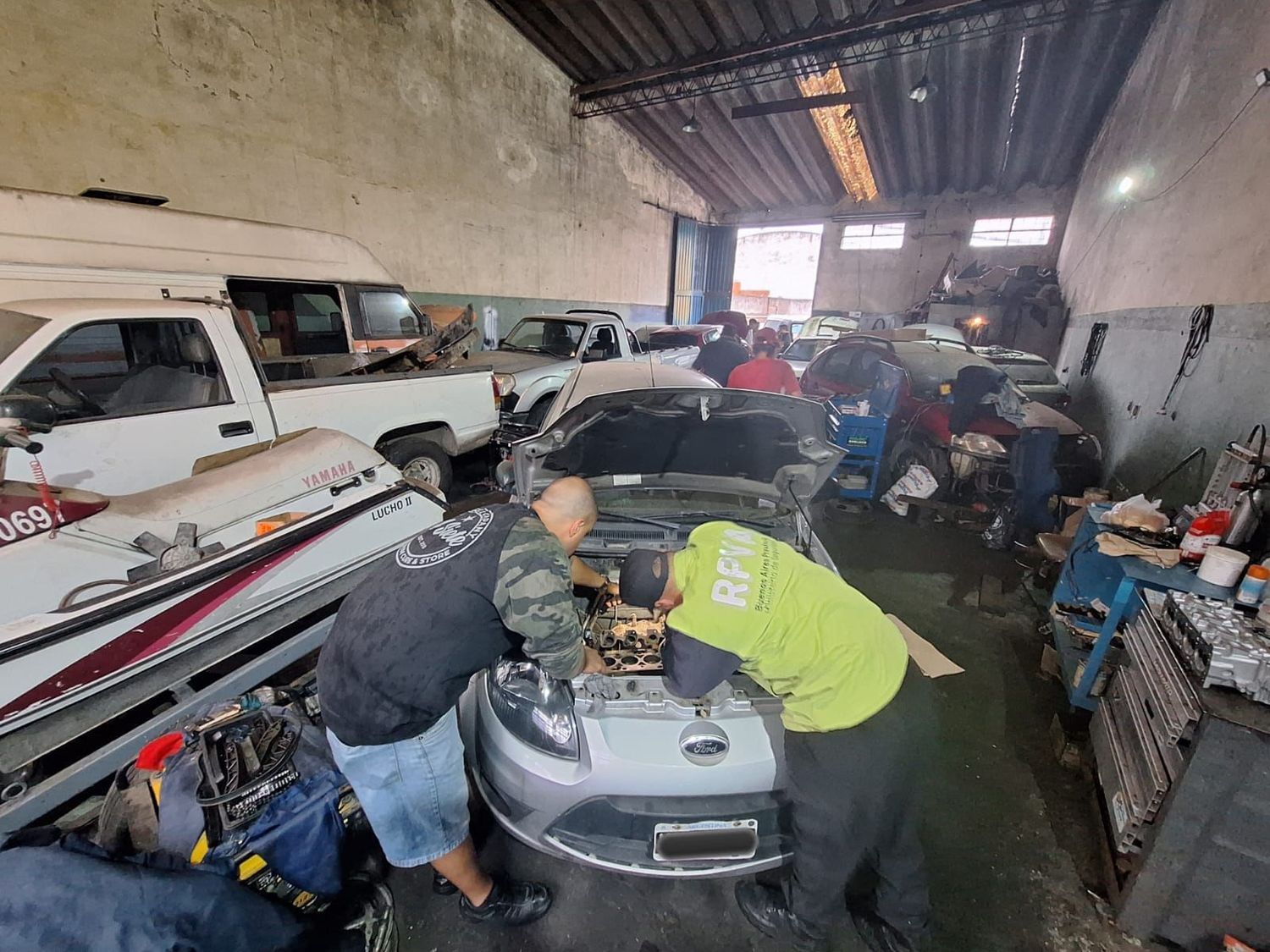 Clausuraron un taller que tenía piezas de auto adulteradas