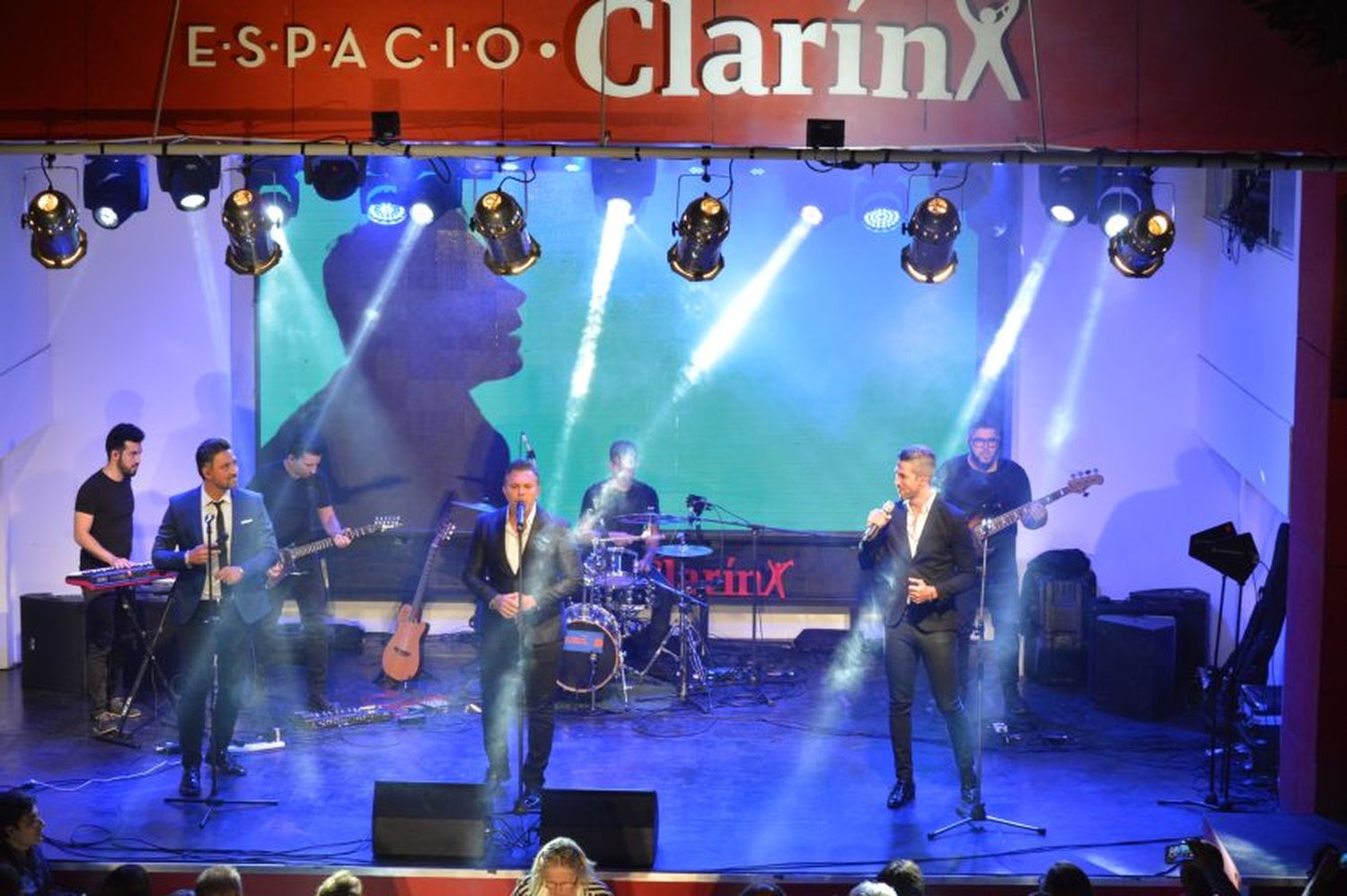 Destino San Javier pasó por Espacio Clarín antes del Festival de Viña