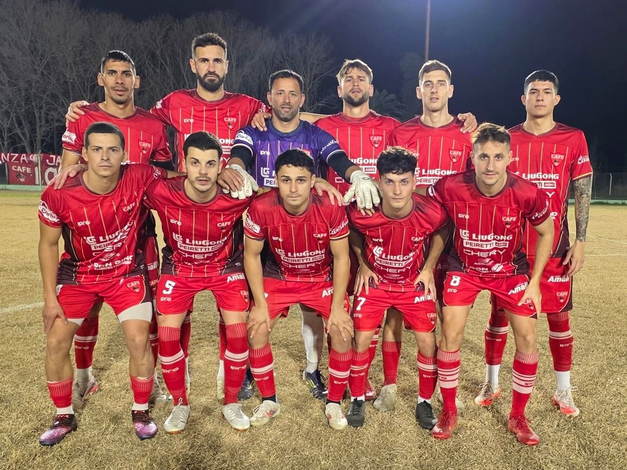 El "Bicho Colorado" ganó 2 a 0 en San Vicente.Foto:clubferrocarrildelestado