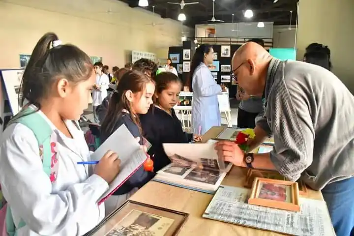 Fernando Casals y Braulio Sandoval recorrieron la historia de Formosa en el mes de su fundación
