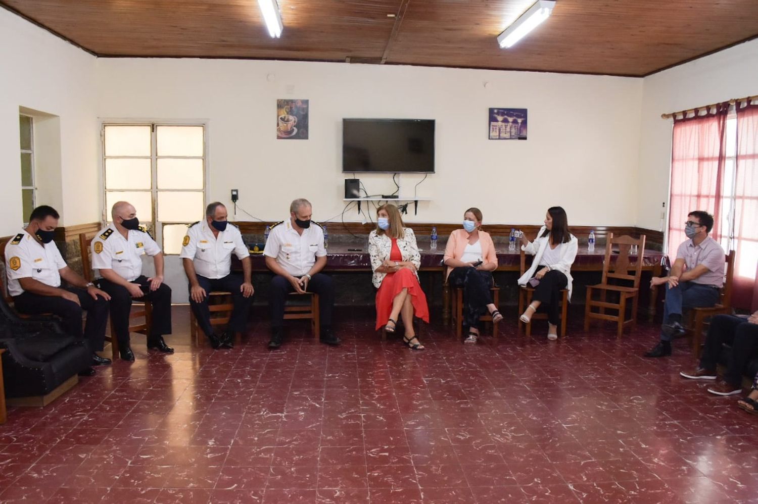 Gualeguay: La Ministra de Justicia se reunió con la policía y la intendenta