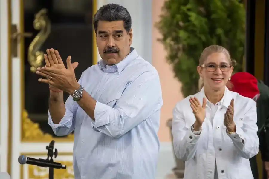 El presidente de Venezuela, Nicolás Maduro, y la primera dama Cilia Flore. EFE