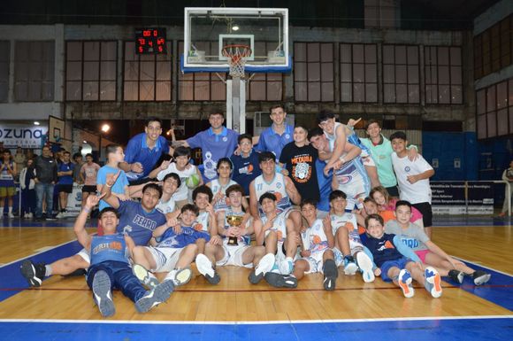 La U15 de Ferro se quedó con el título Interasociativo