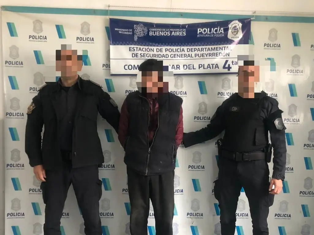 El hecho ocurrió en la intersección de San Martín y Córdoba.