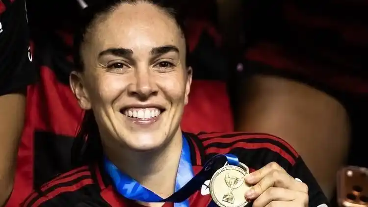 Barroso ya no es jugadora de Flamengo.