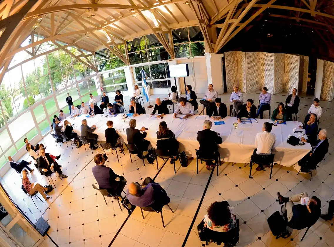 Alberto Fernández anunció la suspensión de las clases y el cierre de las fronteras por 15 días