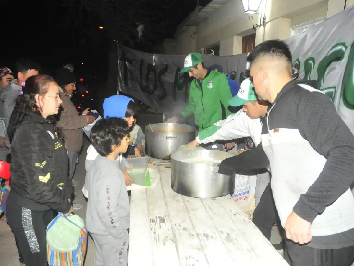 Hinchas de Sportivo organizan cierre de año en barrio La Florida